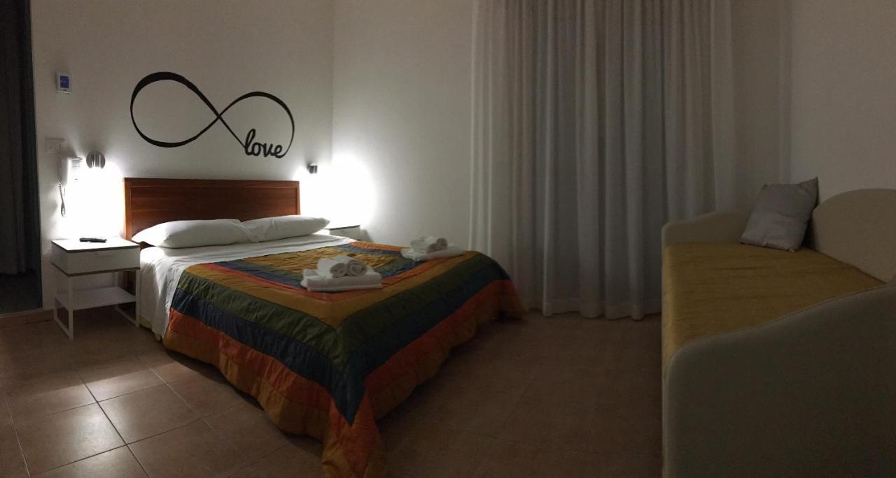 Infinity Hotel 2*